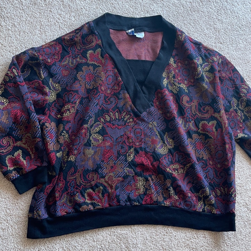 90s Vintage TopNotch Boxy oversized 'v-neck' sweater - black with floral pattern